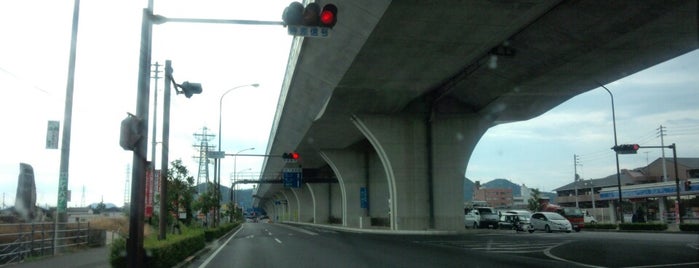 Sanjoike-kita Intersection is one of 交差点（香川県）.
