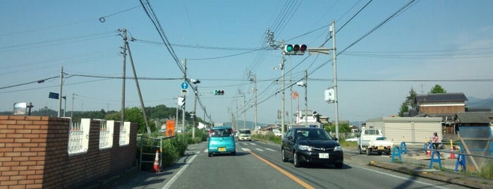 中萩駅前交差点 is one of 愛媛県東予地方の交差点.