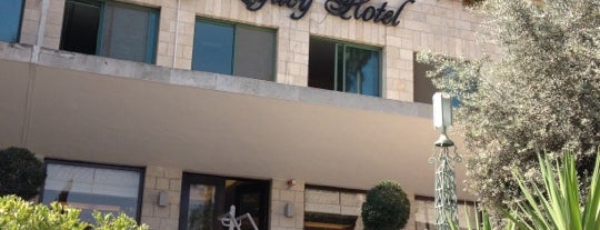 Legacy Hotel is one of Posti che sono piaciuti a Lucy.