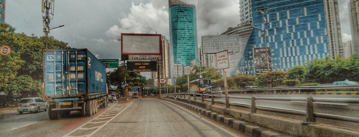 Gerbang Tol Tanjung Duren is one of High Way / Road in Jakarta.