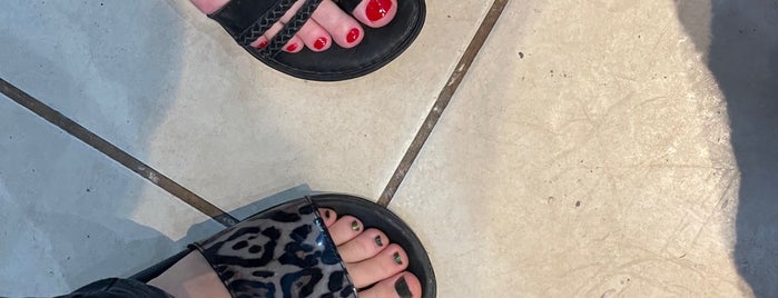 Happy Feet Nails & Spa is one of Portland.
