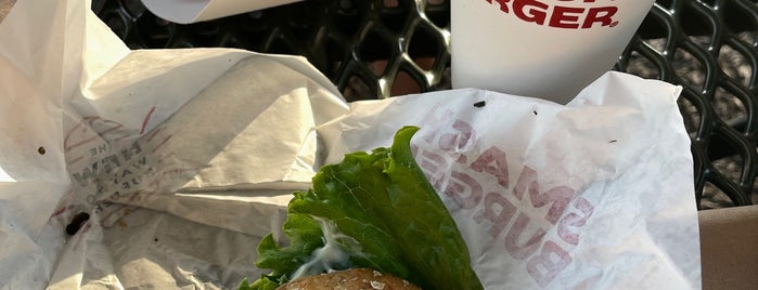 Smashburger is one of fooddd.