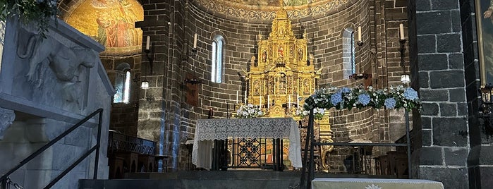Parrocchia Basilica S. Giacomo is one of To-Do List: Lake Como.
