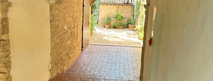 Borgo Della Marmotta is one of Pubblica.