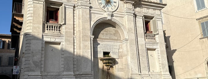 Piazza Del Mercato is one of En Sevdigim Mekanlar.