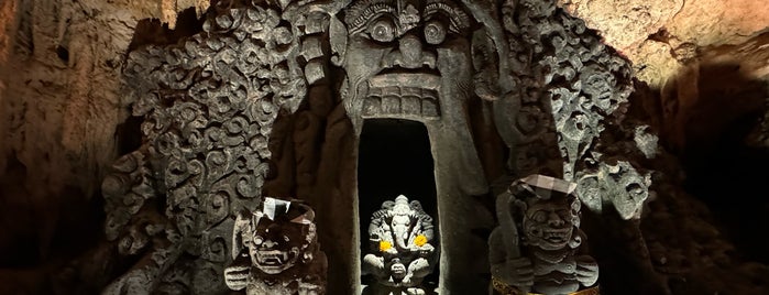 The Cave is one of Micheenli Guide: Food trail in Bali.