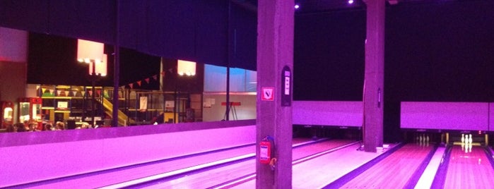 Antwerp Bowling is one of สถานที่ที่ Margriet ถูกใจ.