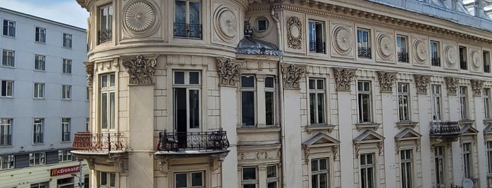 Hotel Cișmigiu is one of Bucarest.