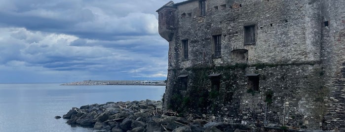 Castello di Rapallo is one of Portofino / Rapallo / Santa Margherita 🌊 🇮🇹.