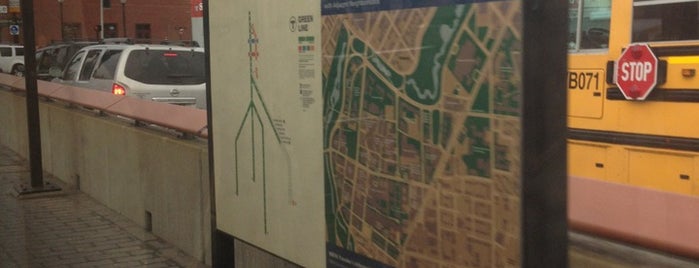 MBTA Brigham Circle Station is one of 💋Meekrz💋'ın Beğendiği Mekanlar.