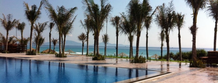 Dessole Sea Lion Nha Trang Resort & Spa is one of สถานที่ที่ imnts ถูกใจ.