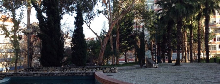 Jardim dos Arneiros is one of Tempat yang Disukai Claudio.
