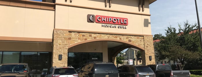 Chipotle Mexican Grill is one of Demetria'nın Kaydettiği Mekanlar.