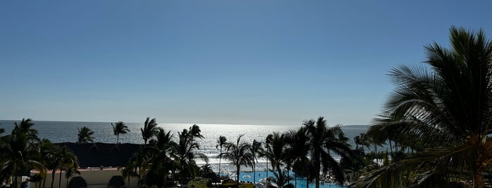 Grand Velas Riviera Nayarit is one of GDL.