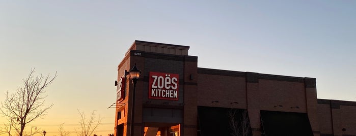 Zoës Kitchen is one of Orte, die Justin gefallen.