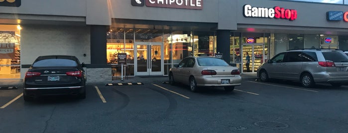 Chipotle Mexican Grill is one of Jennさんのお気に入りスポット.