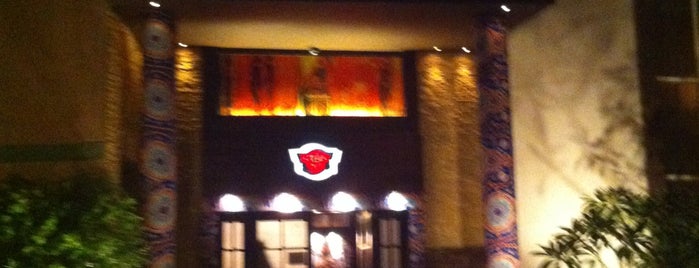 Steak Out is one of สถานที่ที่ Youssef ถูกใจ.