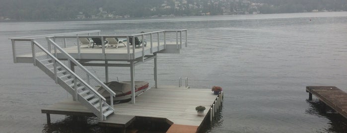 Lake Sammamish is one of Rebecaさんのお気に入りスポット.