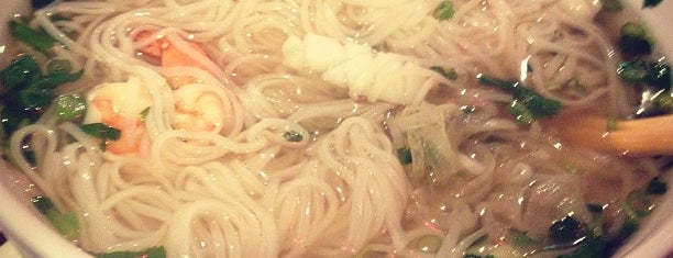 Pho Brandon Vietnamese Cuisine is one of Kamila 님이 좋아한 장소.