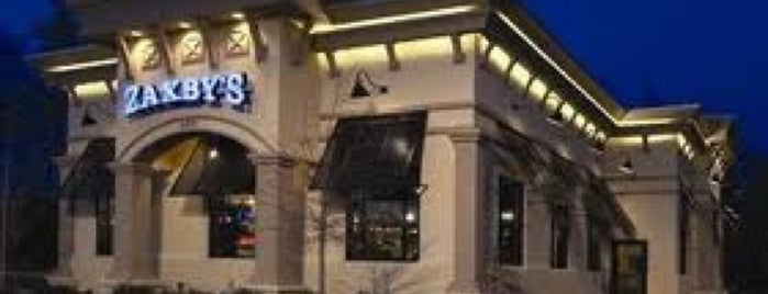 Zaxby's Chicken Fingers & Buffalo Wings is one of Lugares favoritos de Alex.
