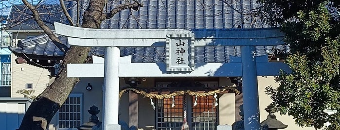 山神社 is one of 静岡県(静岡市以外)の神社.