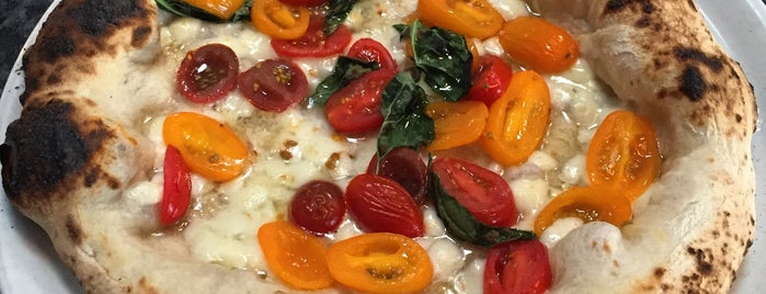 Una Pizza Napoletana is one of sf food.