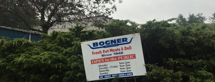 Bogner's is one of Orte, die Annie gefallen.