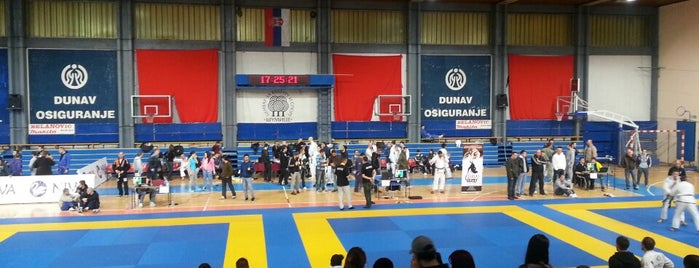 Centar za kulturu i sport „Šumice” is one of Posti che sono piaciuti a Jovana.
