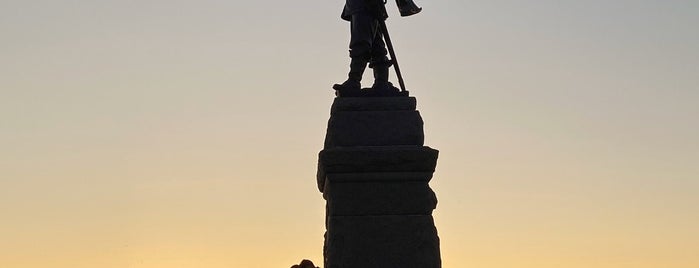 Samuel de Champlain Statue is one of Montréal.