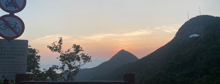 Pok Fu Lam Country Park is one of Hiking HKG.