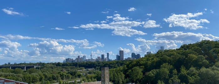 The Governor's Bridge Lookout is one of Toronto Neighbourhoods.