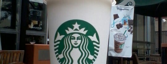Starbucks is one of Lugares do coração!.