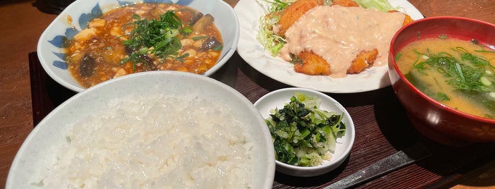 三潴屋 is one of 大衆食堂/レトロレストラン.