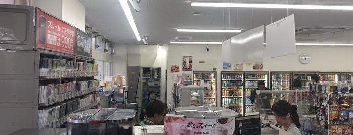 7-Eleven Heart-in is one of コンビニ5.