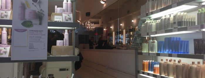 Asanda Aveda Spa Lounge is one of Barber shops.