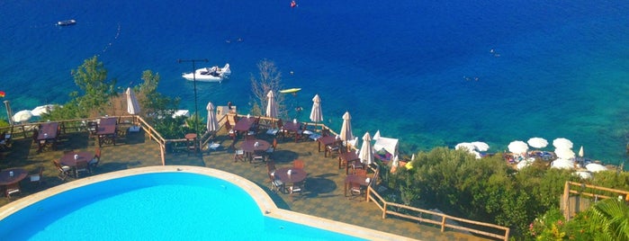 Club Hotel Barbarossa is one of Posti che sono piaciuti a İpek.