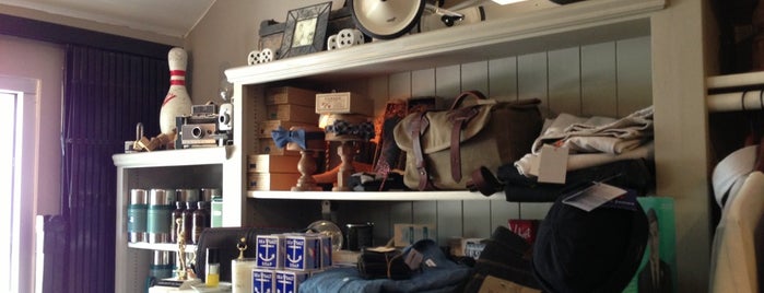 Broome St. General Store is one of LAX // .ca.