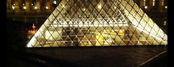 The Louvre is one of Places To See Before I Die.