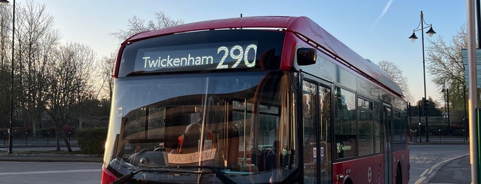 Staines Bus Station is one of Bus Stations.