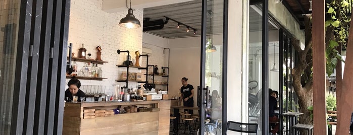 Ristr8to Lab is one of Specialty Coffee in Chiang Mai, Thailand.