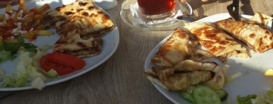 angel patisserie bistro cafe is one of KamiL'in Beğendiği Mekanlar.