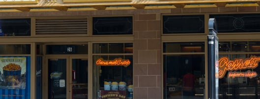 Garrett Popcorn Shops is one of Garrett Popcorn Shops - Chicago.