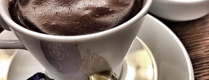 Kahve Dünyası is one of Favorite affordable date spots.