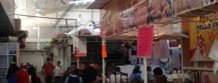 Mercado De Yautepec is one of สถานที่ที่ Crucio en ถูกใจ.