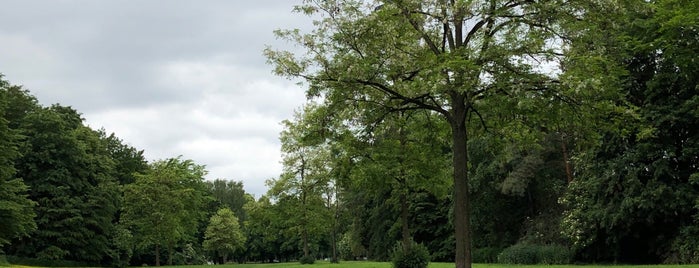 Herkulesberg is one of Parks of Cologne.