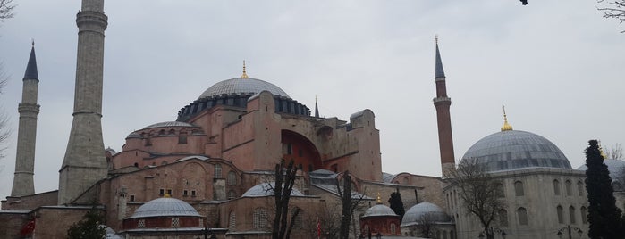 Ayasofya is one of Mehmet'in Beğendiği Mekanlar.