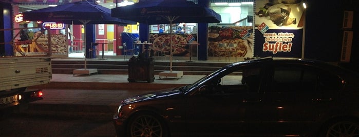 Domino's Pizza is one of Tempat yang Disukai 🇹🇷.
