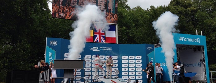 Formula E London 2015 is one of Lugares favoritos de Chris.