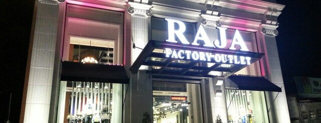 Raja Factory Outlet is one of Locais curtidos por Gondel.