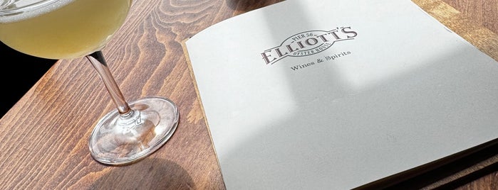 Elliott's Oyster House is one of Seattle Restaurants.